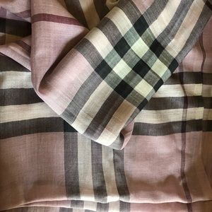 Burberry scarf